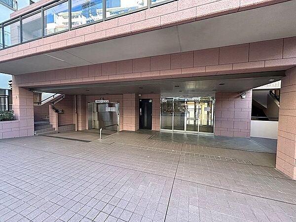 エントランスを拡大表示