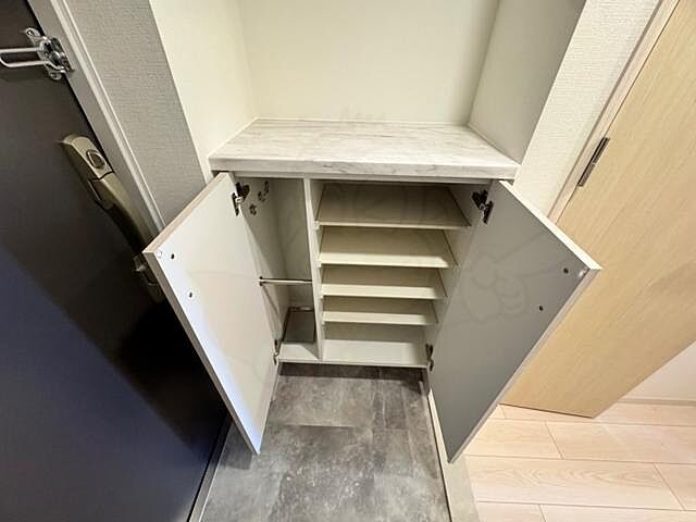 収納