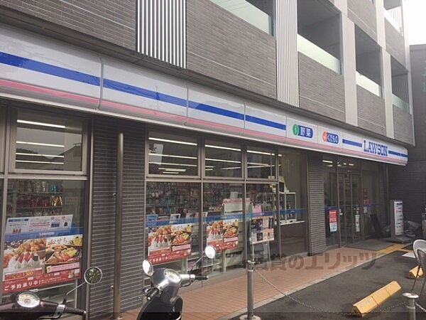 画像24:ローソン　京都金閣寺前店まで300メートル