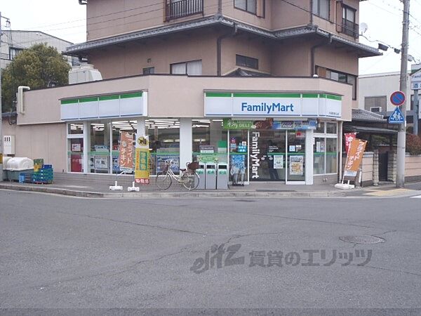 画像18:ファミリーマート　大名屋京都北山店まで660メートル