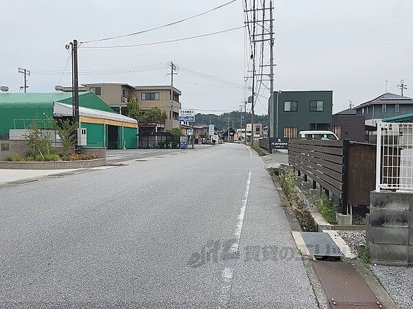 画像18:前面道路