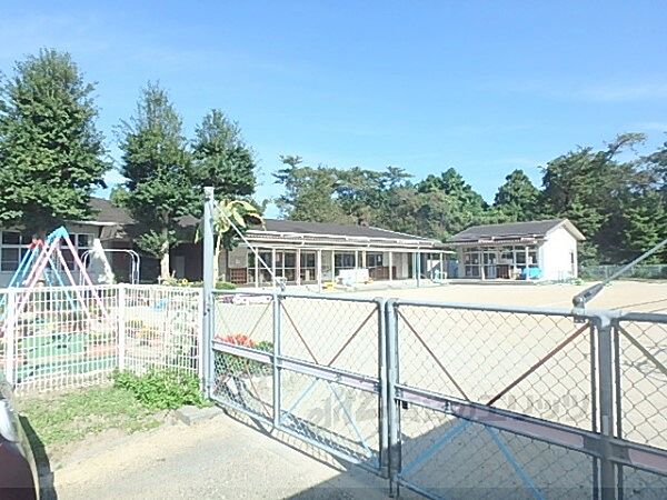 雄琴幼稚園まで1700メートル