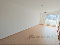 レーベンバンブーIII 2階1LDKのリビング/ダイニング