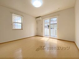 エクセランクールIII 103 1階1Kのリビング/ダイニング