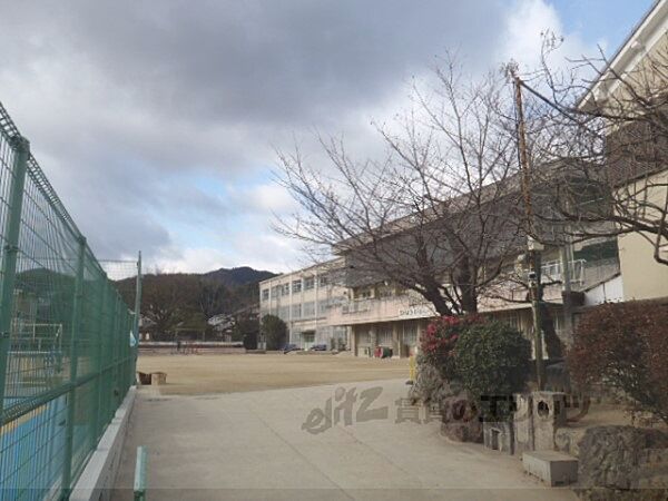画像22:松尾小学校まで350メートル