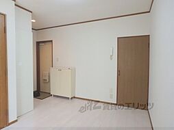 JR山陰本線 丹波口駅 徒歩13分の賃貸アパート 1階ワンルームのリビング/ダイニング