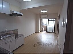 ルサフィール五条 404 4階2LDKのリビング/ダイニング