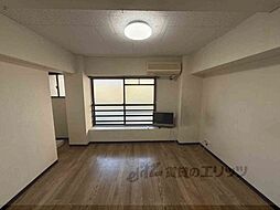 パレスオブタクティクス 106 1階ワンルームのリビング/ダイニング