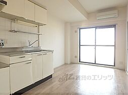 京福電気鉄道嵐山本線 車折神社駅 徒歩4分の賃貸マンション 5階2DKのリビング/ダイニング