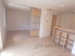 アミカル宮ノ前I 2階3LDKのリビング/ダイニング