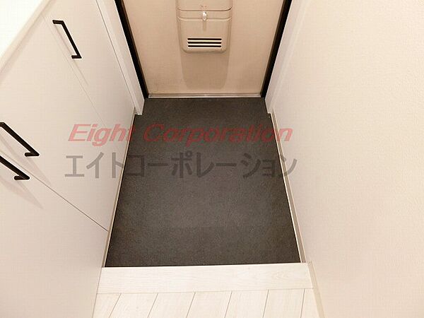 玄関を拡大表示
