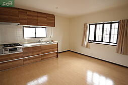 JR津山線 法界院駅 徒歩10分の賃貸マンション 3階2LDKのリビング/ダイニング