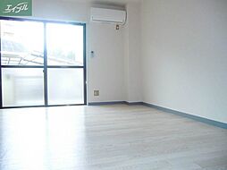 JR山陽本線 岡山駅 バス10分 バス法界院下車 徒歩2分の賃貸マンション 3階1Kのリビング/ダイニング