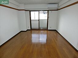 JR津山線 法界院駅 徒歩9分の賃貸マンション 4階1Kのリビング/ダイニング