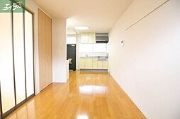 JR津山線 法界院駅 徒歩10分の賃貸アパート 2階1LDKのリビング/ダイニング