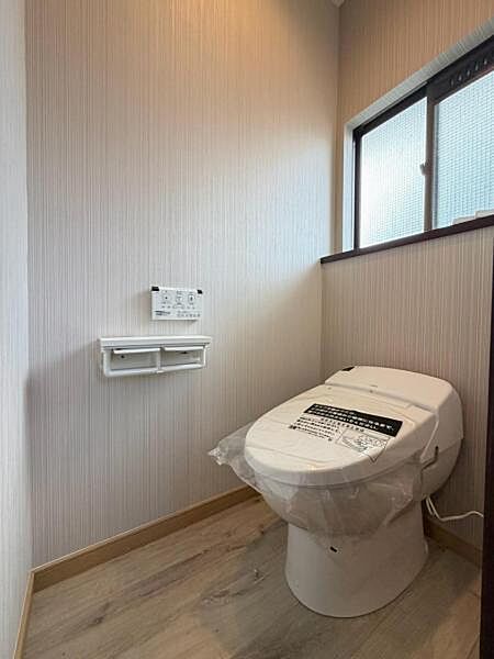 トイレを拡大表示