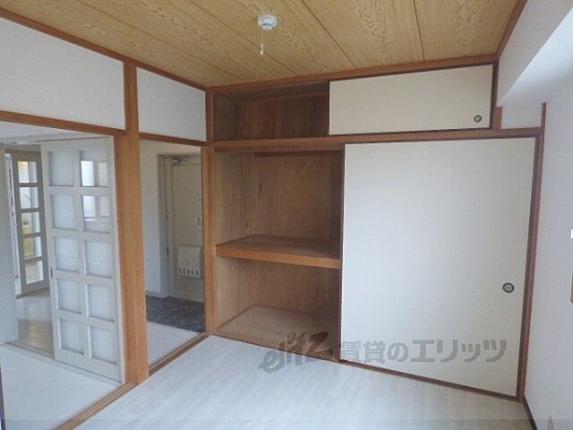 寝室