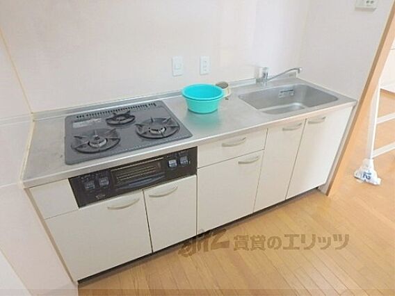 クイーンズコート久津川_内装_6