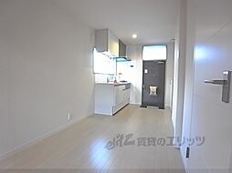 京阪本線 鳥羽街道駅 徒歩4分の賃貸アパート 1階2Kのリビング/ダイニング