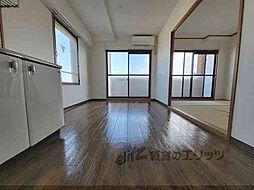 JR東海道・山陽本線 桂川駅 徒歩7分の賃貸マンション 5階2LDKのリビング/ダイニング