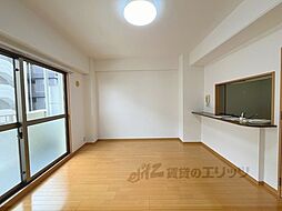 サンライズ城陽 505 5階2LDKのリビング/ダイニング