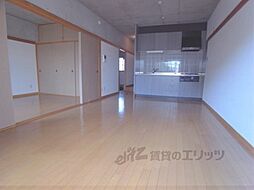 近鉄京都線 近鉄丹波橋駅 徒歩19分の賃貸マンション 4階2LDKのリビング/ダイニング