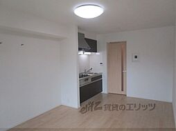 阪急京都本線 西向日駅 徒歩4分の賃貸アパート 2階1LDKのリビング/ダイニング