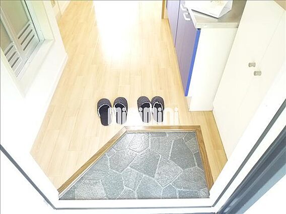 リブフレグランス_内装_2