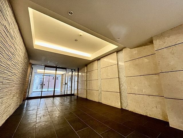 エントランス アトレ浮間舟渡ローレルコート 3階/-