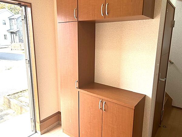 玄関を拡大表示