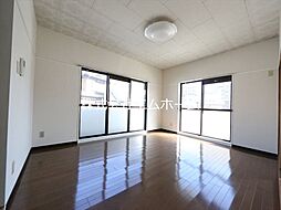 サンホワイト植田 201 2階3DKのリビング/ダイニング