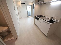 サニーガーデン黄金 301 1階1LDKのリビング/ダイニング