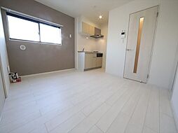 chat prune（シャプリュネ） 301 3階1LDKのリビング/ダイニング