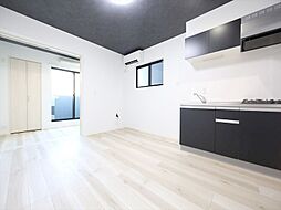 CRASTINE弥次ヱ町4丁目A棟 3階1LDKのリビング/ダイニング