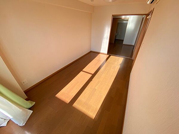 apartment 茨城県龍ケ崎市松ケ丘2丁目24-22
松ケ丘の賃貸情報を見る
物件地図