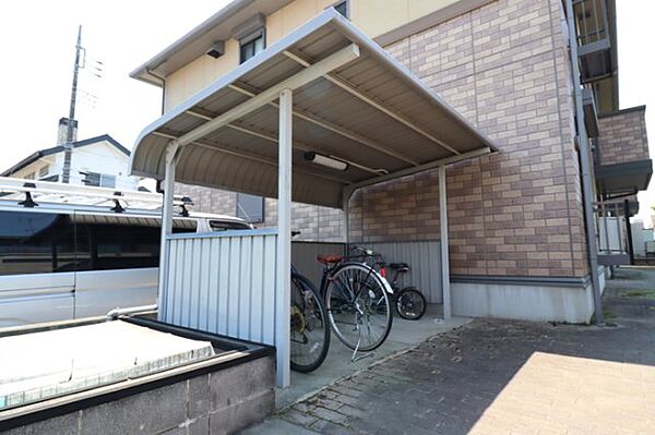 apartment 茨城県龍ケ崎市松ケ丘1丁目6-13
松ケ丘の賃貸情報を見る
物件地図