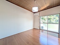 レインボーハイツ 201号室 2階2Kのリビング/ダイニング