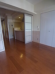 カトルセゾン 702 7階1LDKのリビング/ダイニング