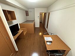 レオパレスカルチェ 103 1階1Kのリビング/ダイニング