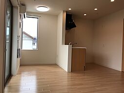 エトワールシャトーI 205 2階1LDKのリビング/ダイニング