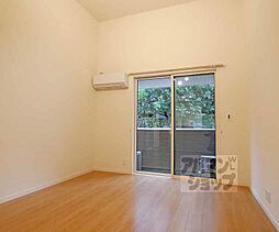 シルクメゾン岡崎 102 1階2SLDKのリビング/ダイニング