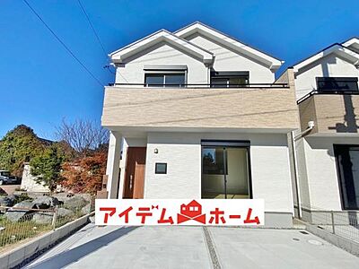 外観：〇●1号棟(撮影2025年1月)●〇　　 堂々完成即入居可　　　　　　　　　　　　 アイデムホーム南店は緑区役所から徒歩2分 水曜日も営業しております　　　　　 