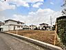外観：前面道路含む現地写真