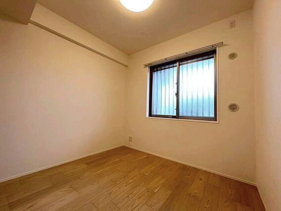 子供部屋にぴっ...