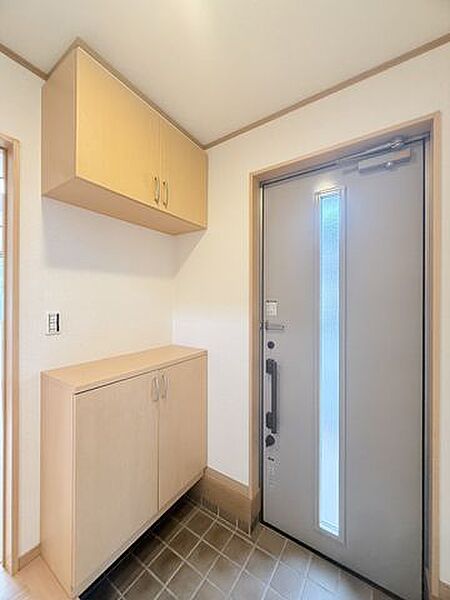 玄関を拡大表示