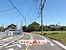 外観：前面道路 平日・土日問わずご案内致します！お気軽にお問合わせ下さい♪ 