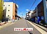 外観：前面道路 平日・土日問わずご案内致します！お気軽にお問合わせ下さい♪ 