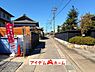 外観：前面道路 平日・土日問わずご案内致します！お気軽にお問合わせ下さい♪ 