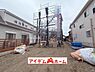 外観：1号棟　外観写真 平日・土日問わずご案内致します！お気軽にお問合わせ下さい♪ 