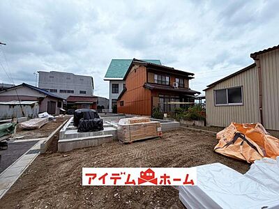 外観:4号棟 外観写真 平日・土日問わずご案内致します!お気軽にお問合わせ下さい♪ 外観:4号棟 外観写真 平日・土日問わずご案内致します!お気軽にお問合わせ下さい♪